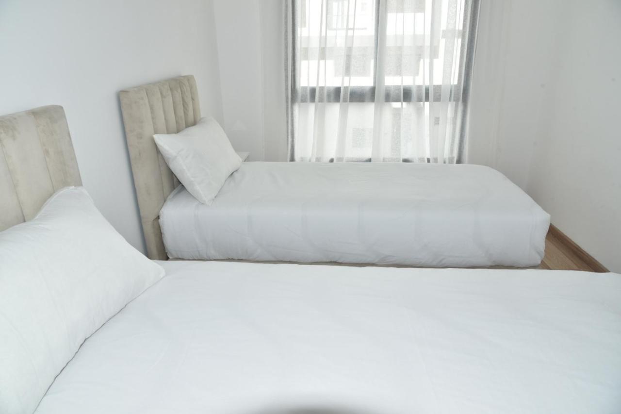 Appartement Lovely With Pool & Gym Kénitra