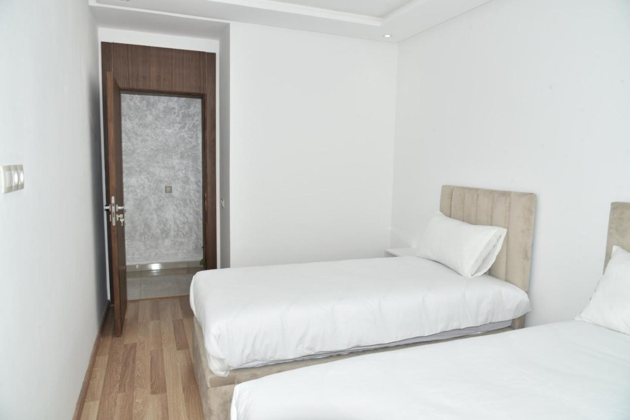 Lovely With Pool & Gym Appartement Kénitra